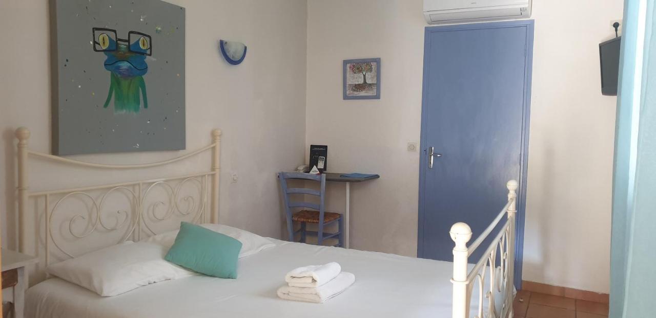 Le Relais Des Lavandins Le Muy Bilik gambar