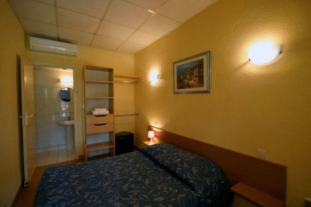 Le Relais Des Lavandins Le Muy Luaran gambar